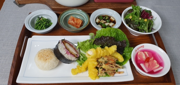 광주광역시 대표 음식 '광주주먹밥'의 브랜드화, 상품화가 속도를 내고있다.